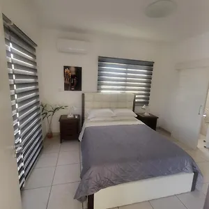  Villa A- Luxury Sea Next To The Beach